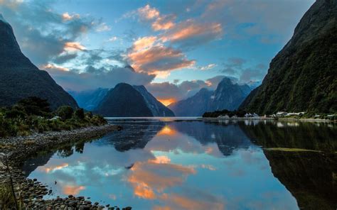 New Zealand Pictures .